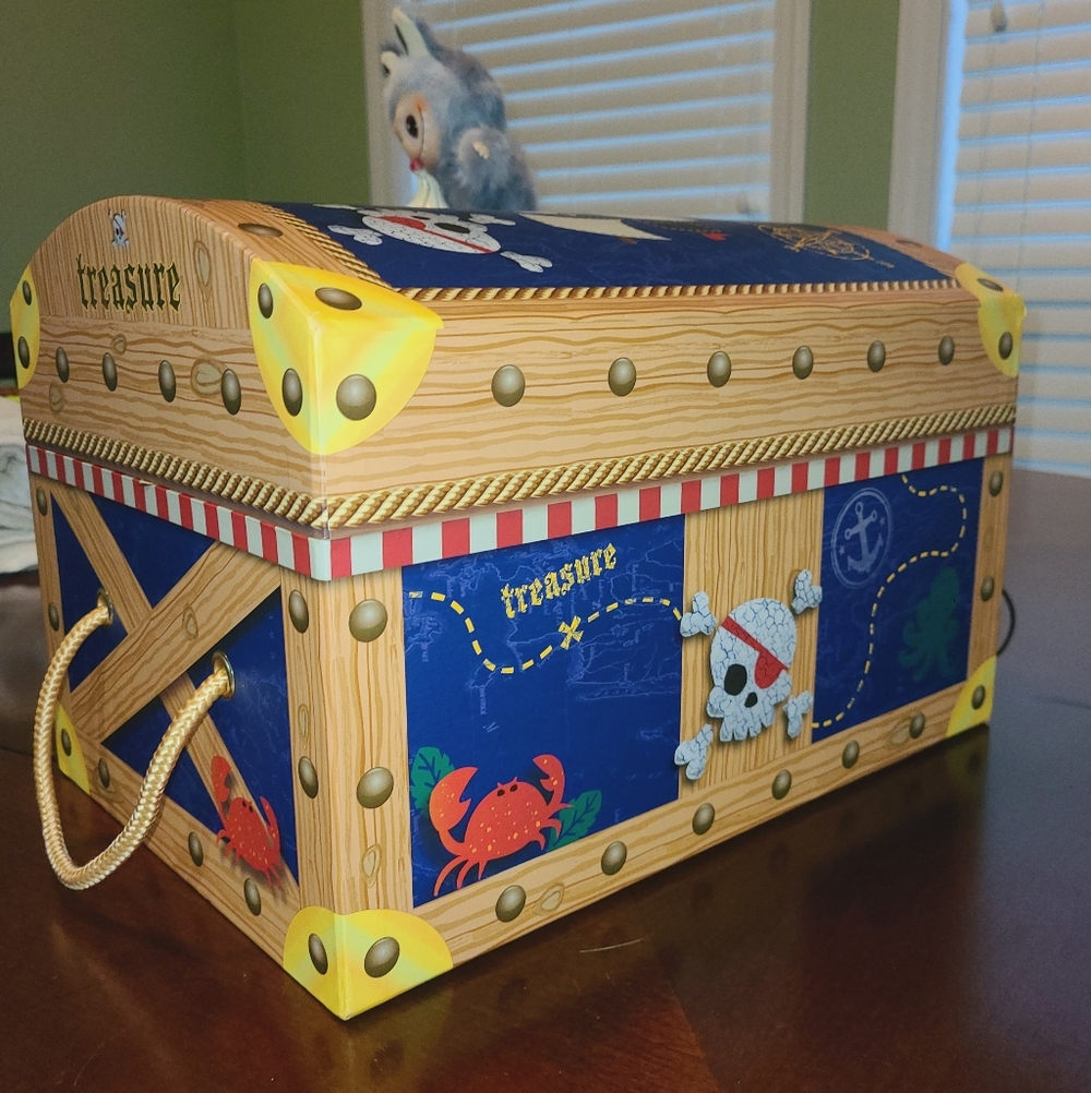 Pirate Treasure Chest Toy Chest